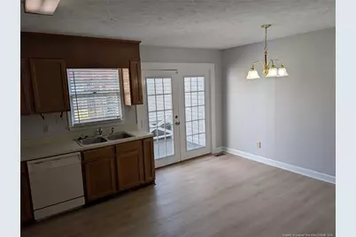 4846 Pinedale Boulevard, Lumberton, NC 28358 - Photo 8