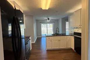 71 Yancey Ct, Spring Lake, NC 28390 - Photo 8