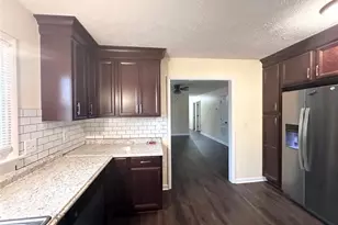 1564 Rossmore Dr, Fayetteville, NC 28314 - Photo 4