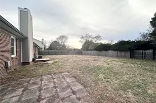 1564 Rossmore Dr, Fayetteville, NC 28314 - Photo 16