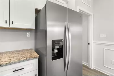 802 Holmes Street, Clinton, NC 28328 - Photo 10