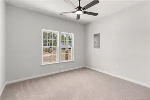 802 Holmes St, Clinton, NC 28328 - Photo 14
