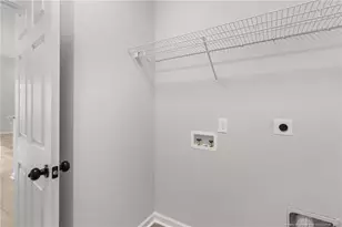 802 Holmes St, Clinton, NC 28328 - Photo 28