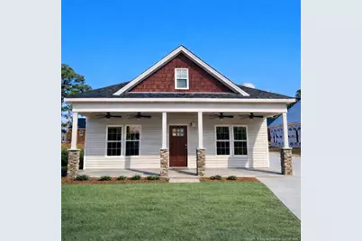 802 Holmes Street, Clinton, NC 28328 - Photo 1