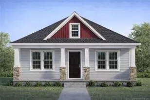 802 Holmes St, Clinton, NC 28328 - Photo 1