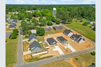 804 Holmes Street, Clinton, NC 28328 - Photo 28