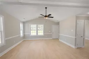 804 Holmes St, Clinton, NC 28328 - Photo 6