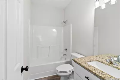 804 Holmes Street, Clinton, NC 28328 - Photo 14