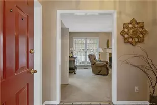 2404 Fairfax Pl, Fayetteville, NC 28303 - Photo 4