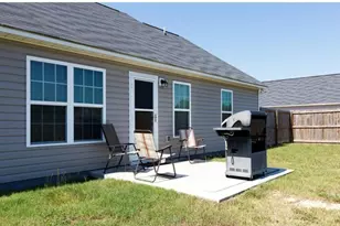 476 Blackhawk Lane, Raeford, NC 28376 - Photo 4