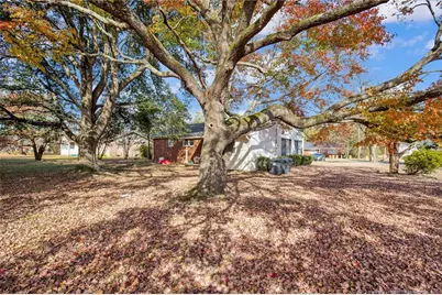 125 W Palmer Street, Raeford, NC 28376 - Photo 18