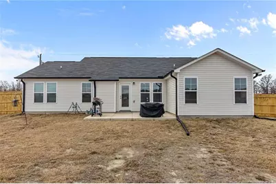 522 Carolina Church Road, Saint Pauls, NC 28384 - Photo 2