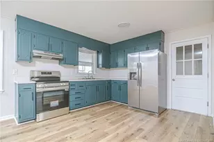 5936 Fairway Dr, Hope Mills, NC 28348 - Photo 4