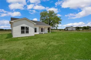 27 Mabe Rd, Parkton, NC 28371 - Photo 2