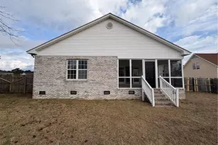 136 Mosswood Dr, Raeford, NC 28376 - Photo 8