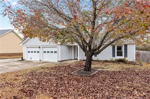 852 Santiato Dr, Fayetteville, NC 28314 - Photo 4