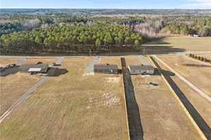 849 Loop Rd, Bunnlevel, NC 28323 - Photo 38