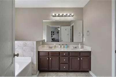 5227 Goshawk Drive, Hope Mills, NC 28348 - Photo 28