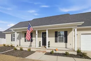 205 Copper Creek Dr, Raeford, NC 28376 - Photo 2