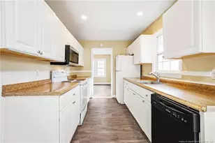 334 Richmond Dr, Fayetteville, NC 28304 - Photo 8