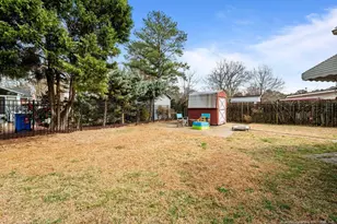 501 Lennox Dr, Fayetteville, NC 28303 - Photo 24