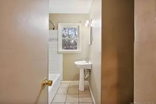 6561 Winthrop Dr, Fayetteville, NC 28311 - Photo 8