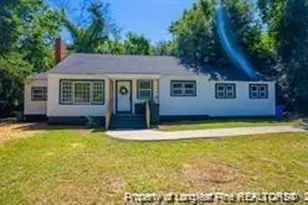 112 Brookwood Ave, Fayetteville, NC 28301 - Photo 1