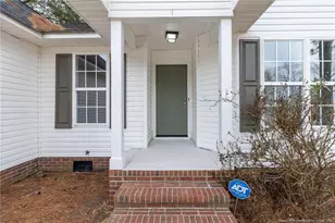 105 Deer Lodge Ct, Raeford, NC 28376 - Photo 4