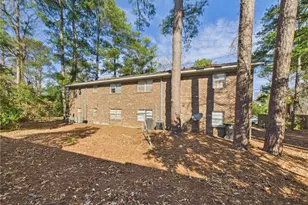 1021 W Rowan St, Fayetteville, NC 28305 - Photo 4