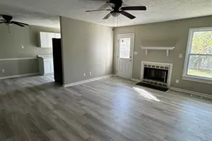 1574 Hazelcrest Dr, Fayetteville, NC 28304 - Photo 2