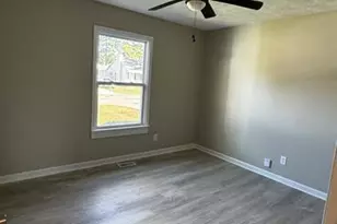 1574 Hazelcrest Dr, Fayetteville, NC 28304 - Photo 6