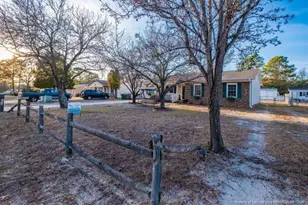 3618 Marcliff Rd, Hope Mills, NC 28348 - Photo 4