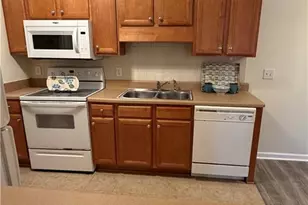 635 Marshtree Ln, Fayetteville, NC 28314 - Photo 8