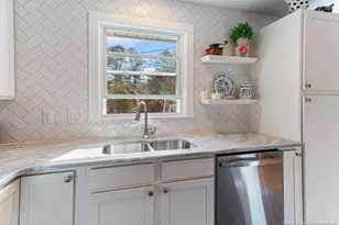 2507 Mirror Lake Dr, Fayetteville, NC 28303 - Photo 18