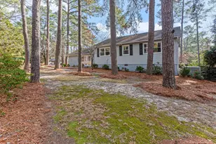 2507 Mirror Lake Dr, Fayetteville, NC 28303 - Photo 2