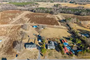 3431 Old Stage Rd, Erwin, NC 28339 - Photo 16