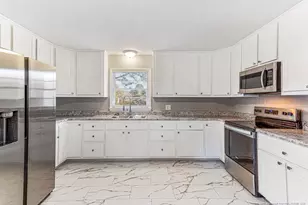 1815 Stockton Dr, Fayetteville, NC 28304 - Photo 12