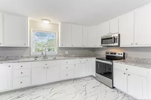 1815 Stockton Dr, Fayetteville, NC 28304 - Photo 10