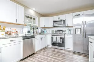 2811 Player Ave, Fayetteville, NC 28304 - Photo 8