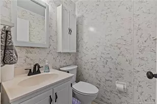 423 Morningside Dr, Fayetteville, NC 28311 - Photo 24