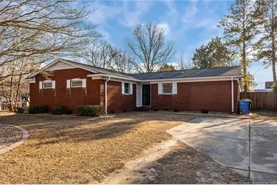 423 Morningside Drive, Fayetteville, NC 28311 - Photo 2