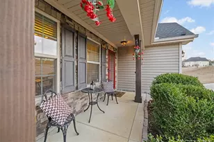 681 New Castle Ln, Spring Lake, NC 28390 - Photo 6