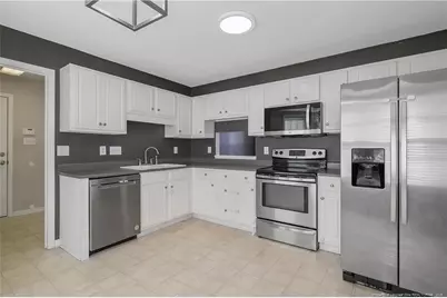 3679 Pioneer Drive, Hope Mills, NC 28348 - Photo 18