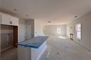 258 Rough Rdg Trl, Aberdeen, NC 28315 - Photo 10