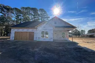 713 Porter Rd, Hope Mills, NC 28348 - Photo 2