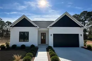 725 Porter Rd, Hope Mills, NC 28348 - Photo 1