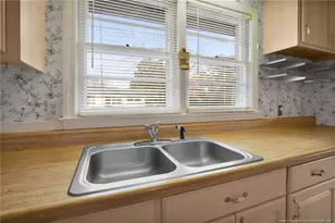 400 Roxie Ave, Fayetteville, NC 28304 - Photo 14