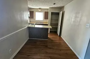 933 Applewood Ln, Fayetteville, NC 28303 - Photo 4