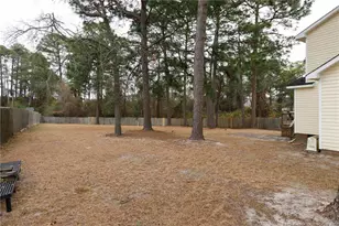 6894 Pin Oak Ln, Fayetteville, NC 28314 - Photo 22