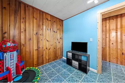 101 N Rockingham Street, Robbins, NC 27325 - Photo 18